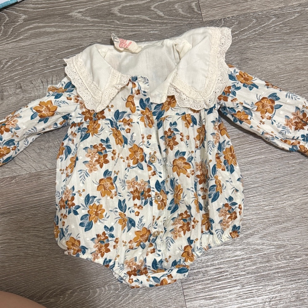 Charming Floral Baby Romper with Lace Collar